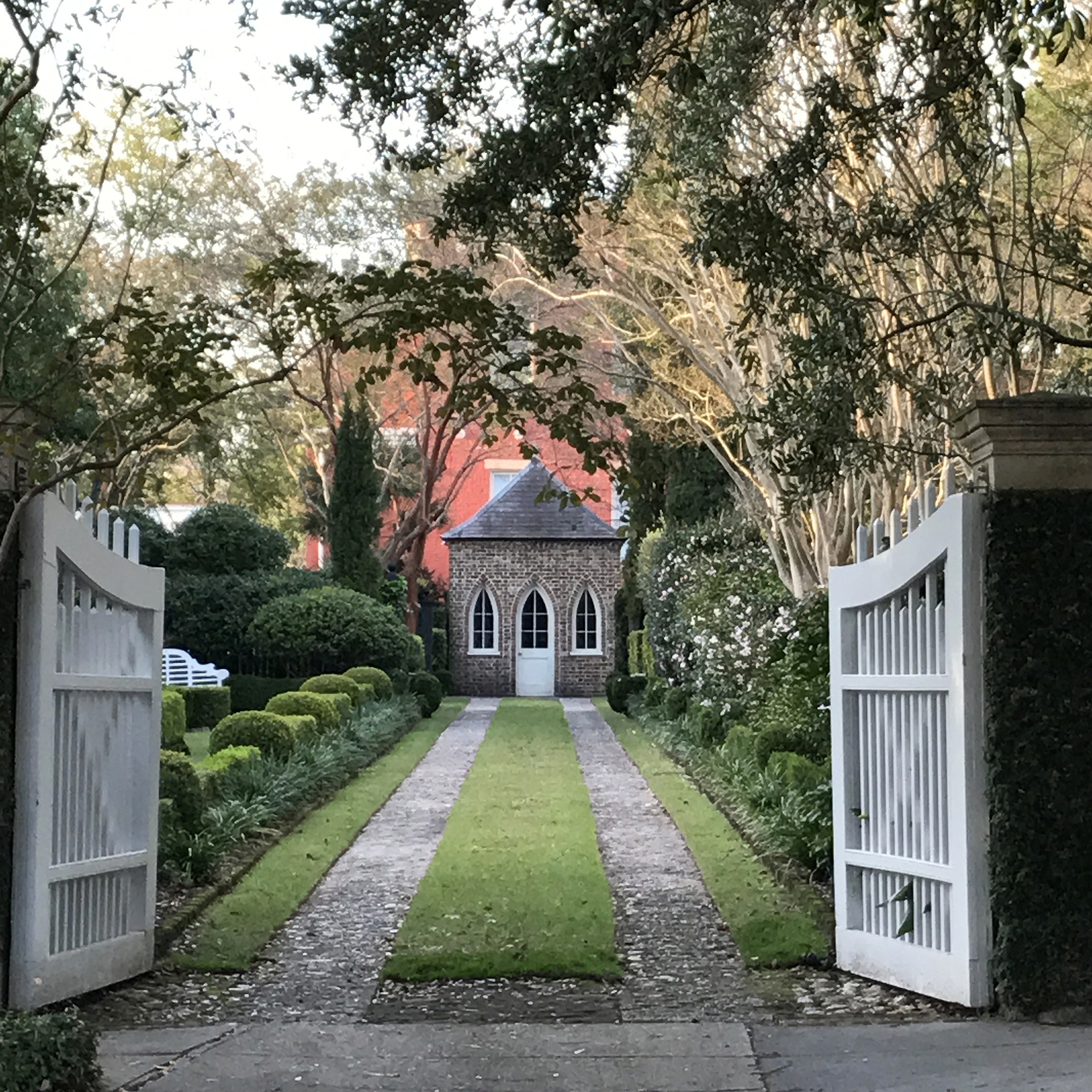 5 Factors To Keep In Mind For An Entrance Gate