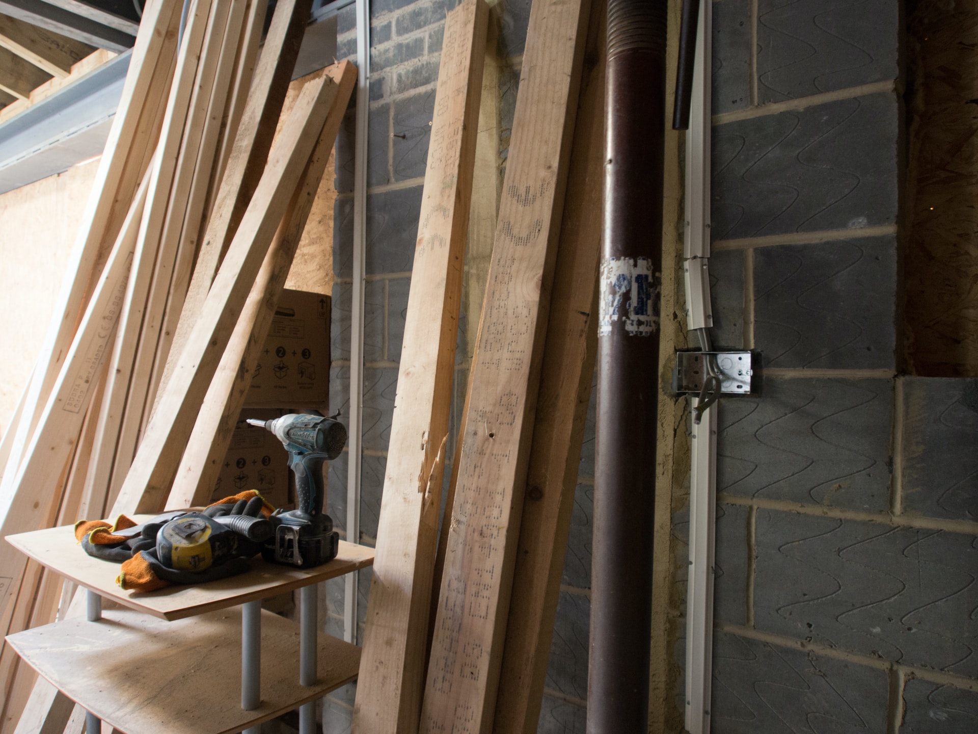 Things To Consider When Buying Timber For Your Home Improvement Projects